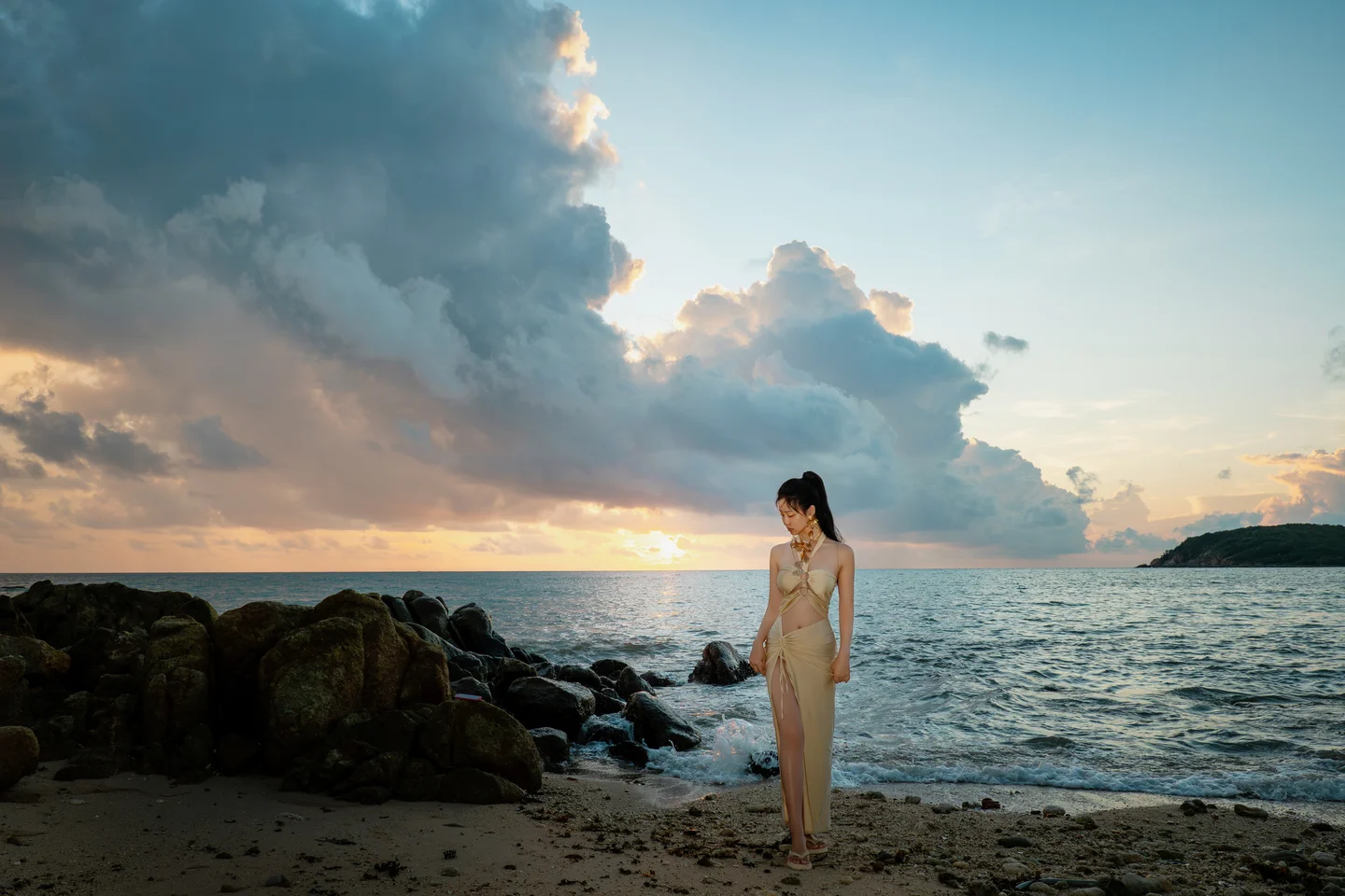 年年 - 海边维纳斯 [80P-549MB] tg@simisebaisi 【丝足阁】012.webp